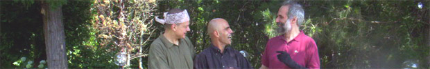 I poeti si divertono... (da sx) Paolo Gentiluomo, Guido Caserza e Marcello Frixione (1-8-05)